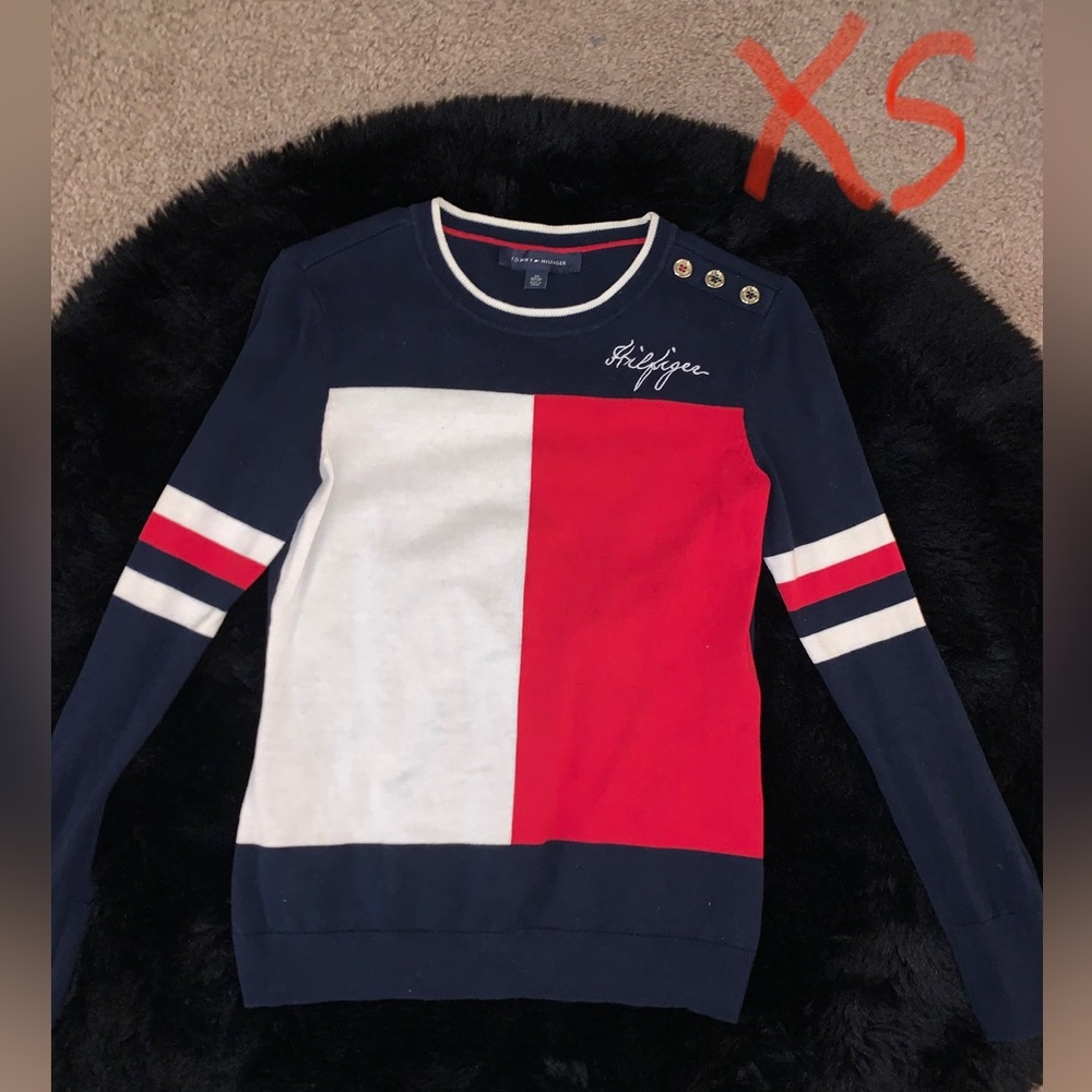 Tommy Hilfiger sweater. Size XS… fits like a small